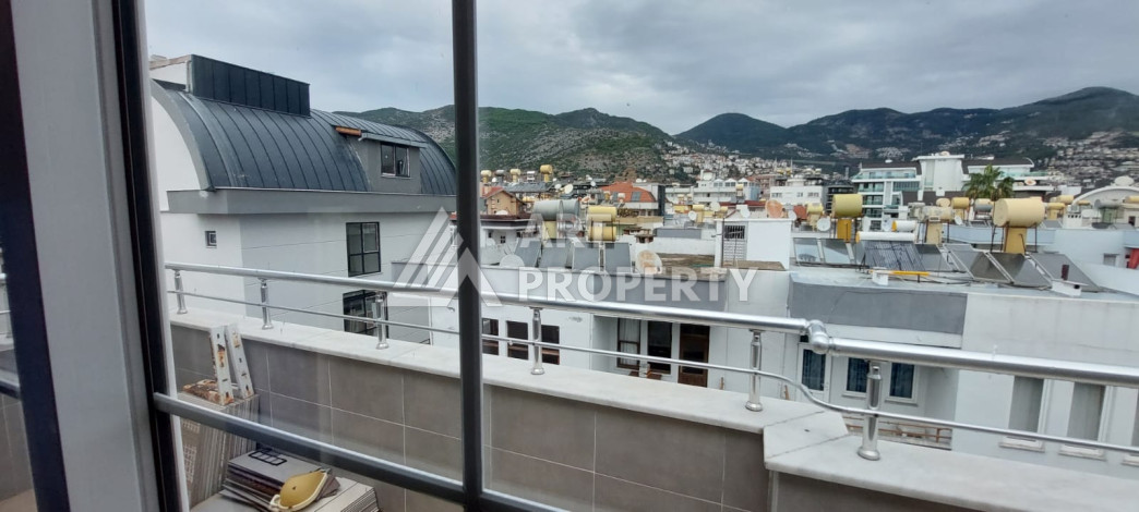 Дуплекс в 100 метрах от восхитительного пляжа Клеопатры планировки 3+1, 150м2 - Ракурс 16