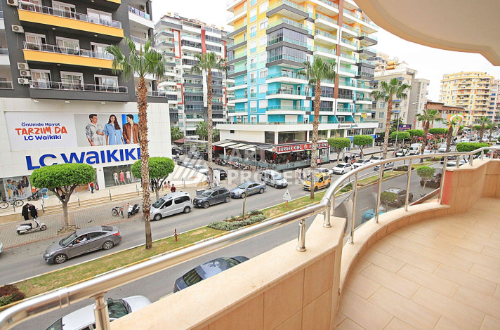 Меблированная квартира в центре Махмутлара планировки 2+1, 130м2 - Ракурс 26