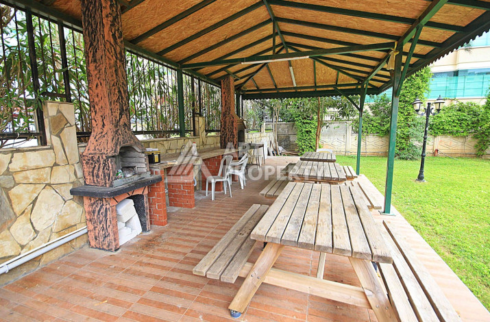 Меблированная квартира в центре Махмутлара планировки 2+1, 130м2 - Ракурс 32