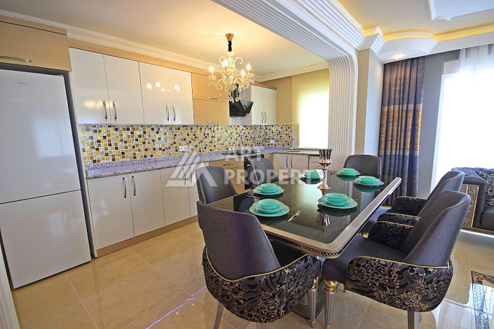 Просторный дуплекс в 200м от моря планировки 3+1 в районе Махмутлар, 220м - Ракурс 2