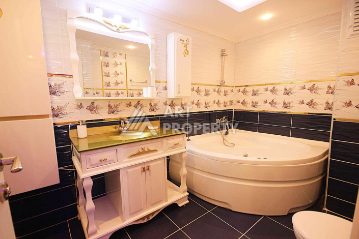 Просторный дуплекс в 200м от моря планировки 3+1 в районе Махмутлар, 220м - Ракурс 5