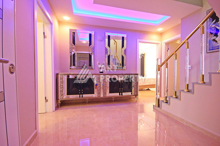 Просторный дуплекс в 200м от моря планировки 3+1 в районе Махмутлар, 220м - Ракурс 6