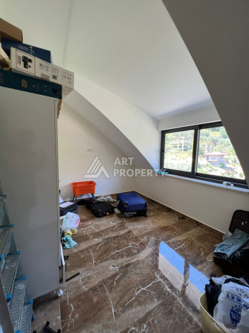 Шикарный дуплекс в уютном жилом комплексе планировки 3+1 в районе Тепе, 225м2 - Ракурс 35