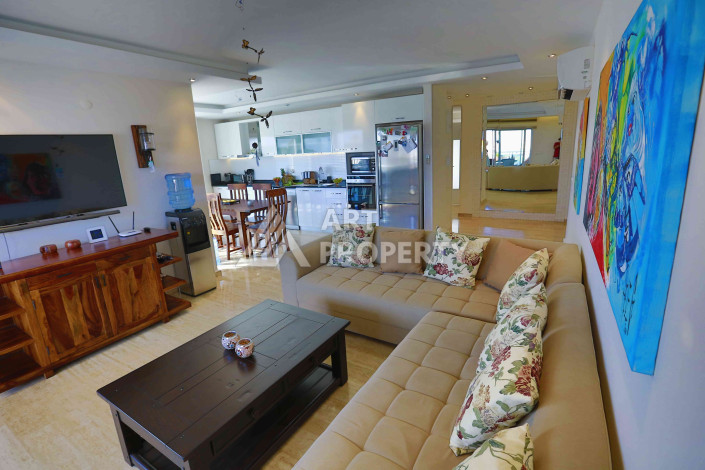 Дуплекс с потрясающей террасой и видом на море планировки 3+2 в районе Джикджилли, 250м2 - Ракурс 3