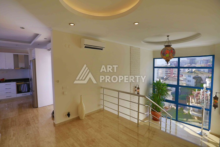 Дуплекс с потрясающей террасой и видом на море планировки 3+2 в районе Джикджилли, 250м2 - Ракурс 7