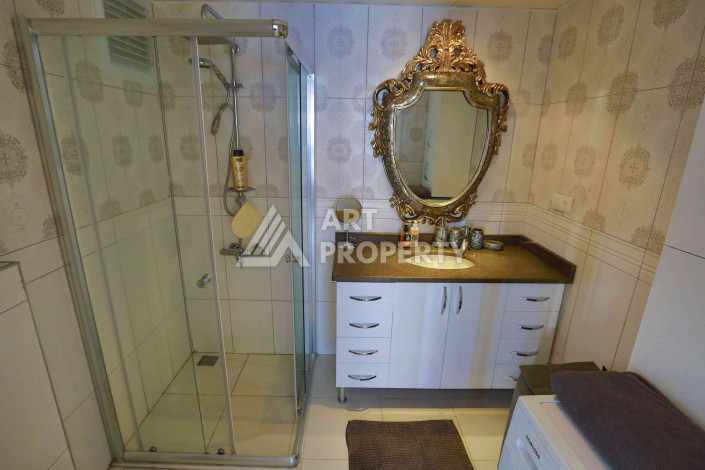 Дуплекс с потрясающей террасой и видом на море планировки 3+2 в районе Джикджилли, 250м2 - Ракурс 16