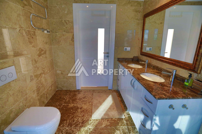 Дуплекс с потрясающей террасой и видом на море планировки 3+2 в районе Джикджилли, 250м2 - Ракурс 23