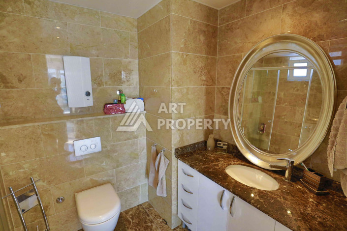 Дуплекс с потрясающей террасой и видом на море планировки 3+2 в районе Джикджилли, 250м2 - Ракурс 26