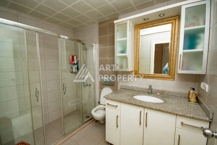 Меблированный дуплекс планировки 4+1 в комплексе с развитой инфраструктурой в районе Оба, 180м2 - Ракурс 20