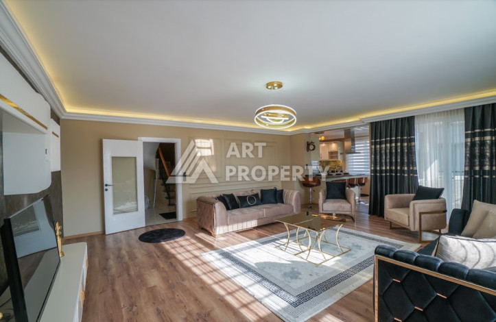 Дуплекс вблизи моря с дизайнерским ремонтом в районе Оба планировки 4+1, 160м2 - Ракурс 8