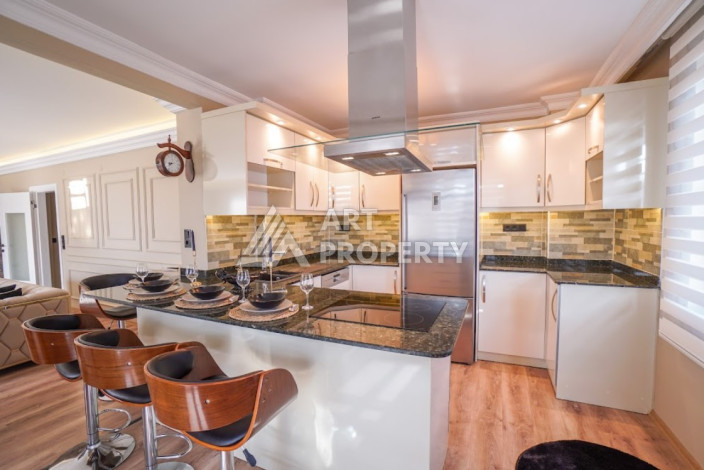 Дуплекс вблизи моря с дизайнерским ремонтом в районе Оба планировки 4+1, 160м2 - Ракурс 10