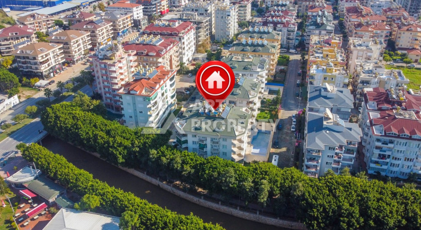 Дуплекс вблизи моря с дизайнерским ремонтом в районе Оба планировки 4+1, 160м2 - Ракурс 32