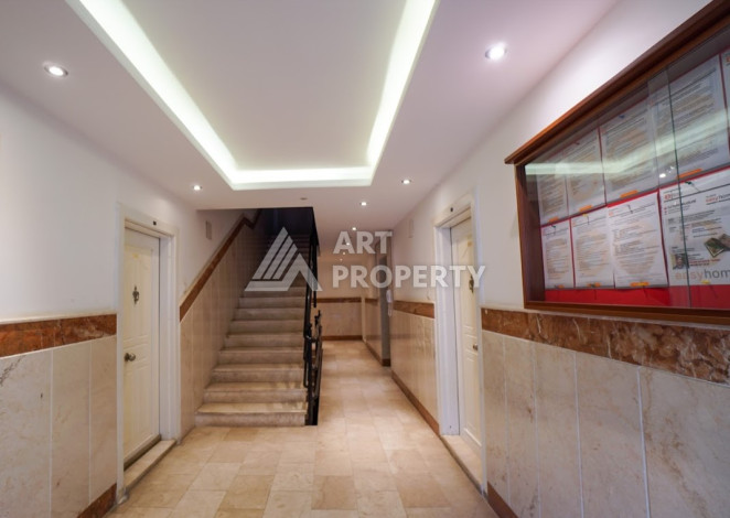 Дуплекс вблизи моря с дизайнерским ремонтом в районе Оба планировки 4+1, 160м2 - Ракурс 33