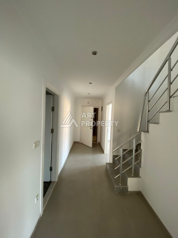 Дуплекс без мебели в уютном жилом комплексе планировки 4+1 в районе Кестель, 195м2 - Ракурс 14