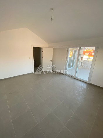 Дуплекс без мебели в уютном жилом комплексе планировки 4+1 в районе Кестель, 195м2 - Ракурс 15