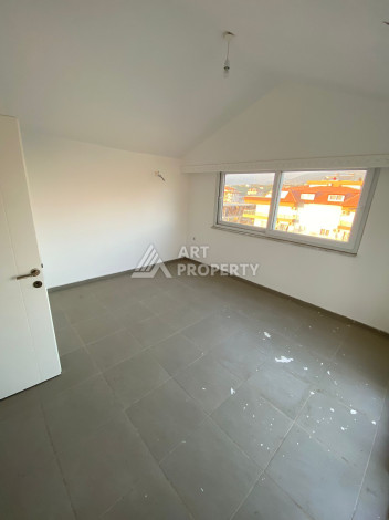 Дуплекс без мебели в уютном жилом комплексе планировки 4+1 в районе Кестель, 195м2 - Ракурс 17