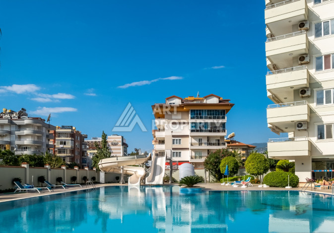 Пентхаус с потрясающим видом на море, горы и город в районе Тосмур, 250м2 - Ракурс 3