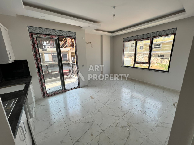 Квартира без мебели с планировкой 1+1 в районе Оба, 48м2 - Ракурс 2