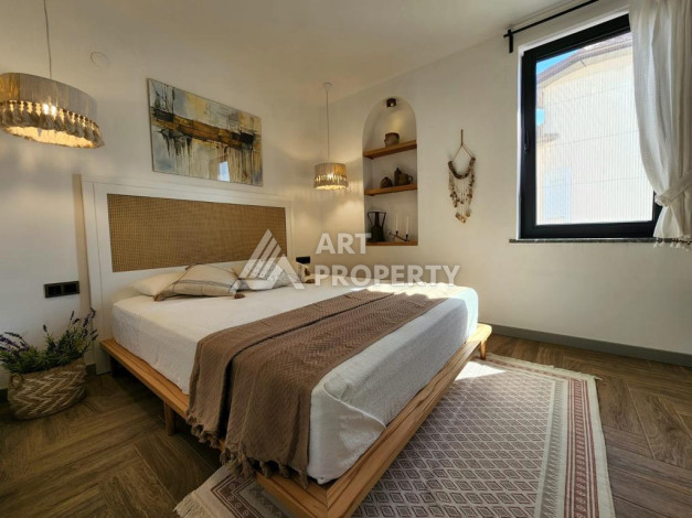 Великолепная вилла с собственным бассейном и панорамным видом в районе Каргыджак. Планировка 4+1, 185м2,  площадь участка 403м2. - Ракурс 10