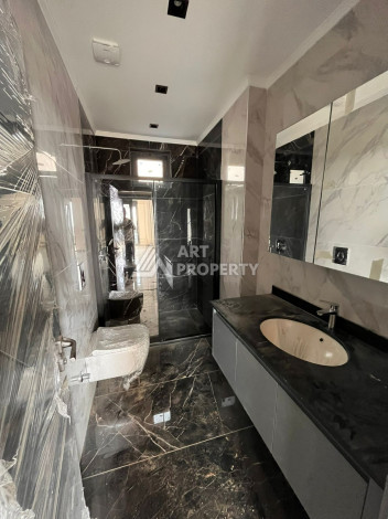 Просторная двухуровневая квартира с садом планировки 4+1 в районе Тепе, 215м2 - Ракурс 6