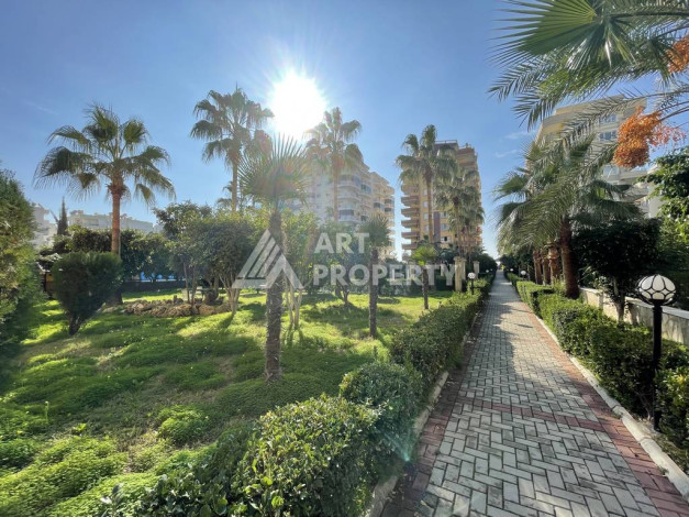 Квартира в центре Махмутлара с планировкой 2+1, 120м2 - Ракурс 2