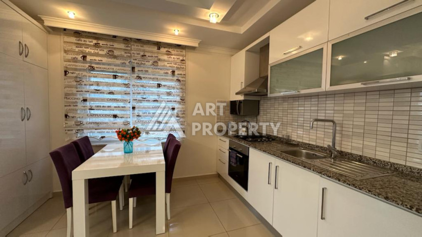 Меблированная квартира вблизи моря планировки 1+1 в районе Кестель, 70м2 - Ракурс 7