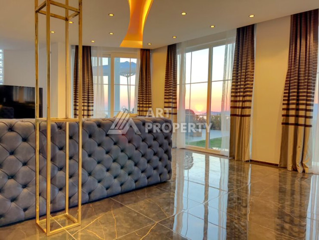 Вилла с собственным бассейном и панорамным видом в районе Каргыджак. - Ракурс 29