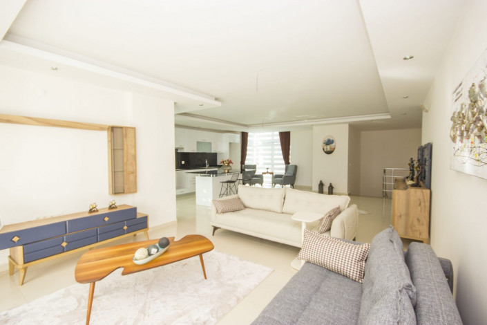 Пятикомнатная меблированная квартира в комплексе с богатой инфраструктурой в Кестеле, 220 м2 - Ракурс 8