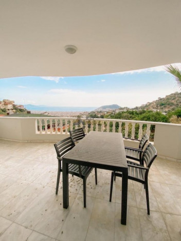 Шикарная видовая вилла планировки 4+1 в районе Тепе Алания,с видом на море и горы,325 м2 - Ракурс 4