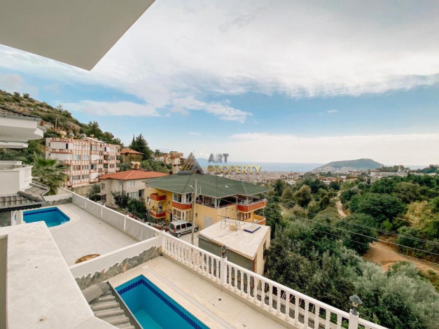 Шикарная видовая вилла планировки 4+1 в районе Тепе Алания,с видом на море и горы,325 м2 - Ракурс 9