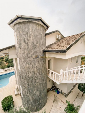 Шикарная видовая вилла планировки 4+1 в районе Тепе Алания,с видом на море и горы,325 м2 - Ракурс 11