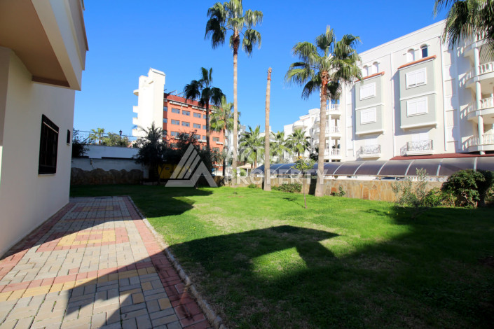 Квартира 1+1 в живописном районе ОБА на первой линии - Ракурс 6