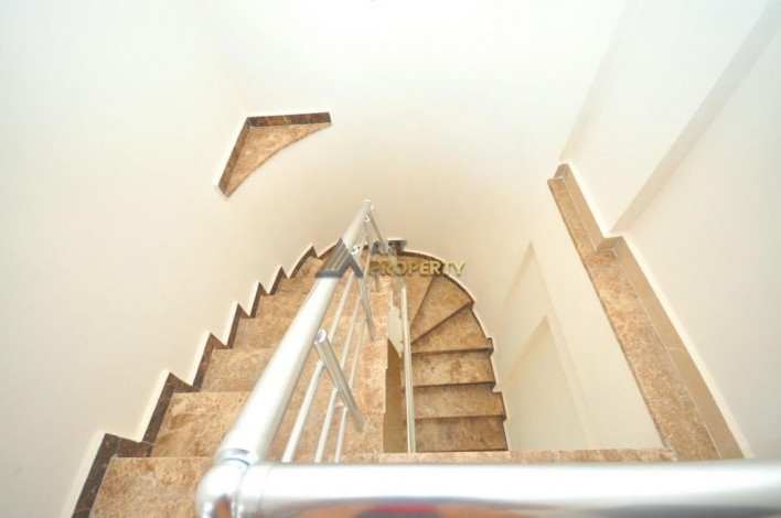 Двухуровневая квартира, планировки 2+1 в центре района Оба, Алания, 120 м2 - Ракурс 18