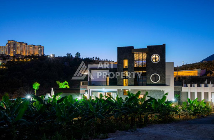 Шикарная видовая вилла 3+2  в районе Кыргыджак с хорошей мебелью и всем необходимым для комфортного проживания - Ракурс 5