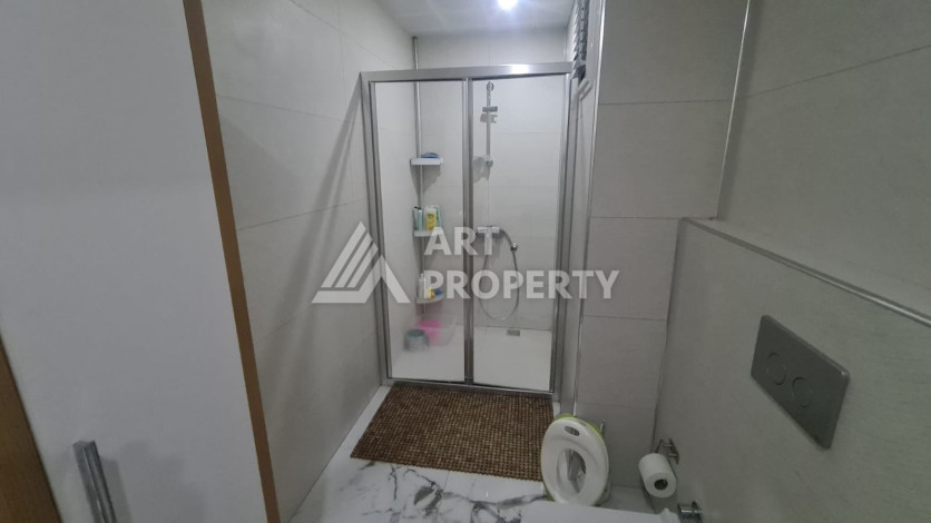 просторная квартира 4+1 в районе Тепе с видом на горы и город - Ракурс 22