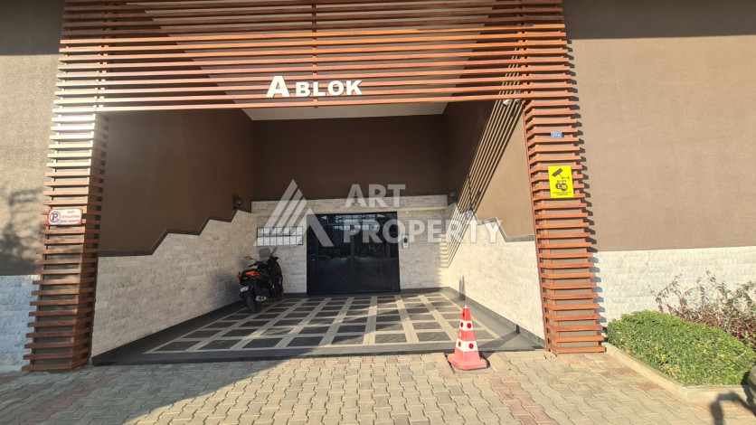 просторная квартира 4+1 в районе Тепе с видом на горы и город - Ракурс 40