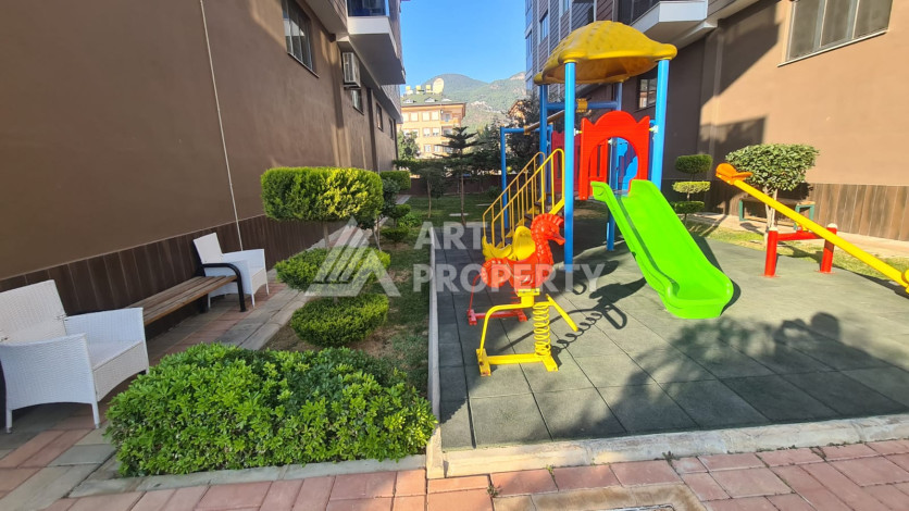 просторная квартира 4+1 в районе Тепе с видом на горы и город - Ракурс 46