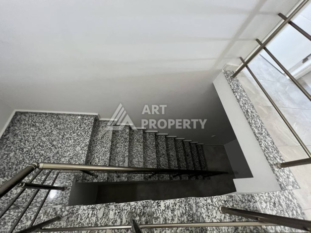 Двухуровневая квартира в районе Кестель с качественной чистовой отделкой и новой мебелью - Ракурс 48