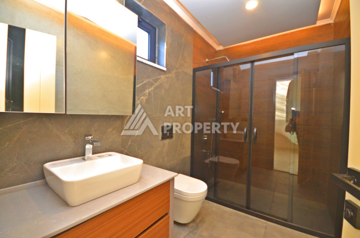 Роскошная вилла планировки 4+1 в районе Каргыджак, 350м2 - Ракурс 5