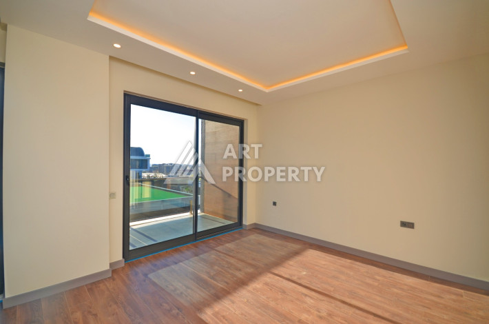 Роскошная вилла планировки 4+1 в районе Каргыджак, 350м2 - Ракурс 12