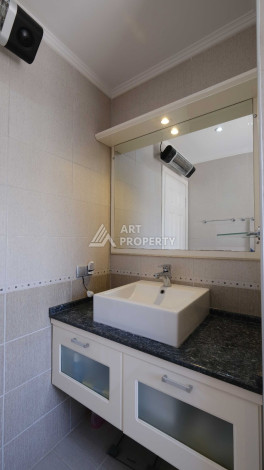 Вилла с собственным бассейном в районе Каргыджак, планировкой 3+1 - Ракурс 6