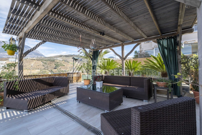 Вилла с собственным бассейном в районе Каргыджак, планировкой 3+1 - Ракурс 29