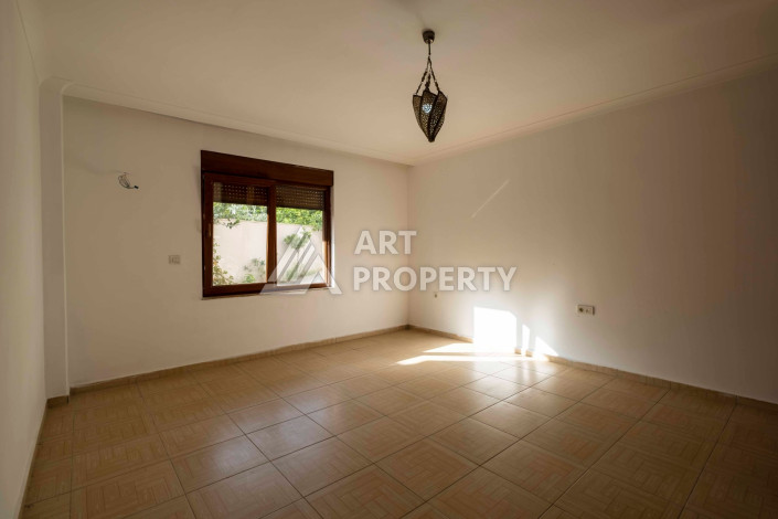 Шикарный дуплекс 3+2 в Центре с видом на море и горы. - Ракурс 12