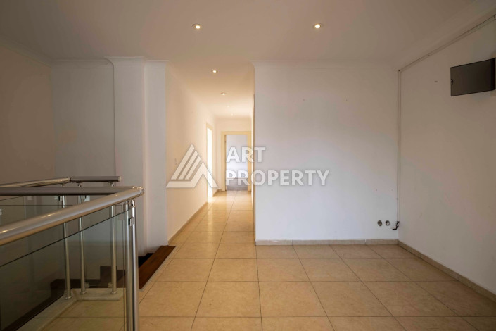 Шикарный дуплекс 3+2 в Центре с видом на море и горы. - Ракурс 16