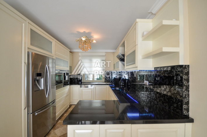 Продажа Эксклюзивной Виллы в районе Каргыджак - Ракурс 15