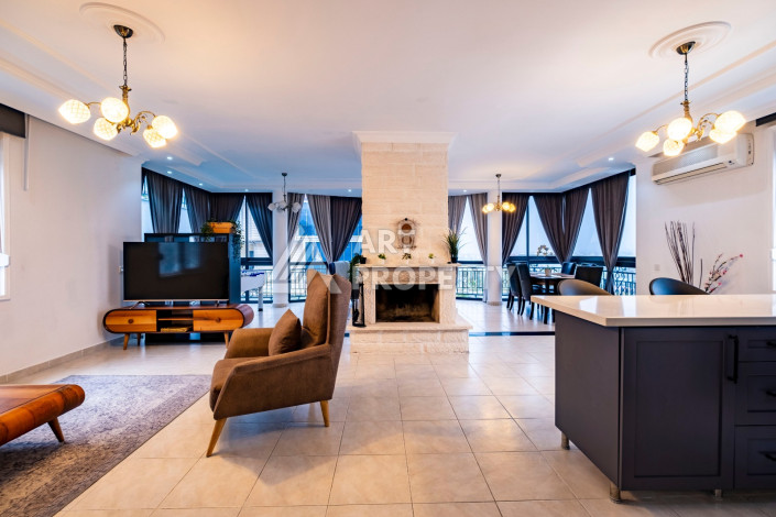 Шикарная вилла 4+1 в районе Конаклы с видом на море - Ракурс 6