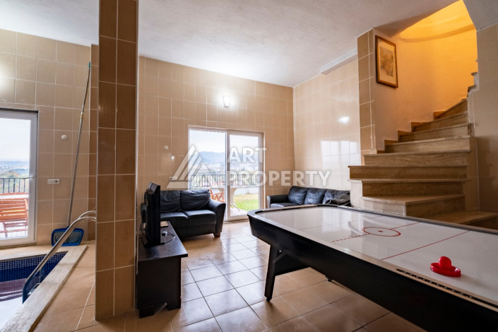 Шикарная вилла 4+1 в районе Конаклы с видом на море - Ракурс 28