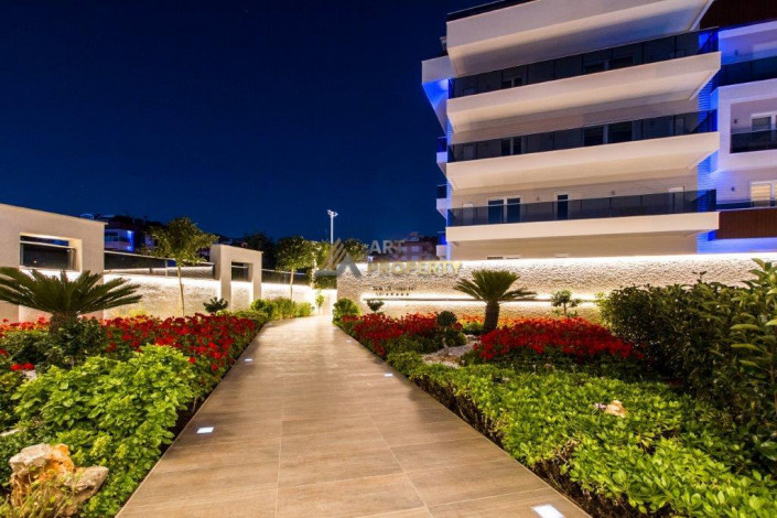 Меблированный пентхаус планировкой 4+1 в престижном районе Оба, 192 м2 - Ракурс 6