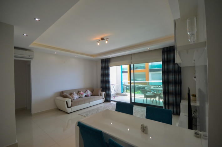 Квартира в аренду 1+1 с видом на море в одном из лучших комплексов Алании, 65 м2 - Ракурс 2