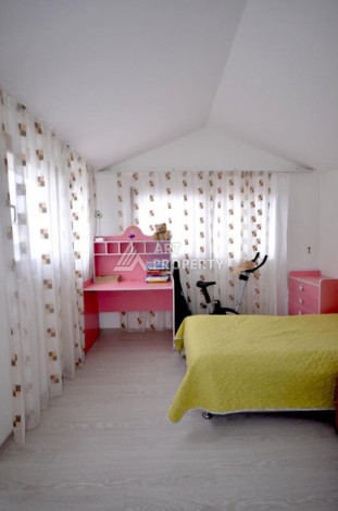 Просторная квартира 190м2 дуплекс 3+1 в центре Алании - Ракурс 14